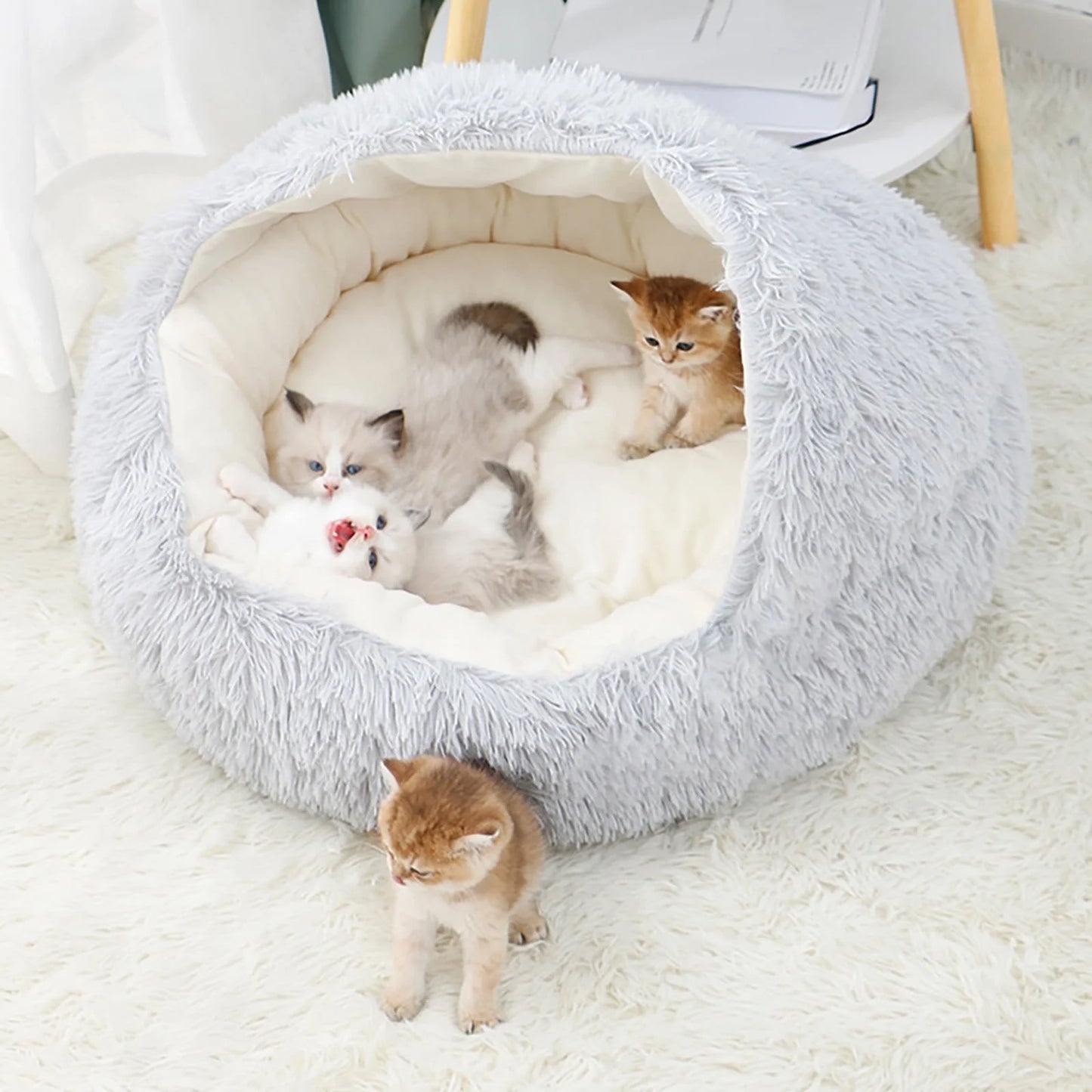 Calming Pet Bed with Hood – Fluffy Faux Fur Cave for Small Dogs & Cats, Washable, Anti-Slip (Fits up to 11 lbs)