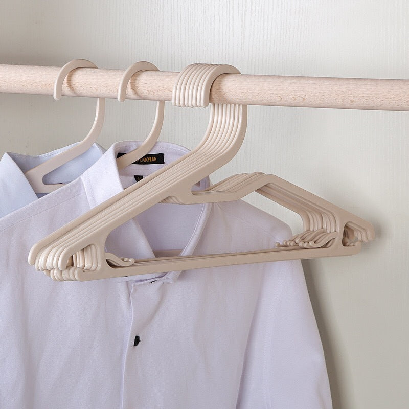 Plastic Seamless Clothes Hanger For Clothes Hanging Clothes Rack - clickit2shipit