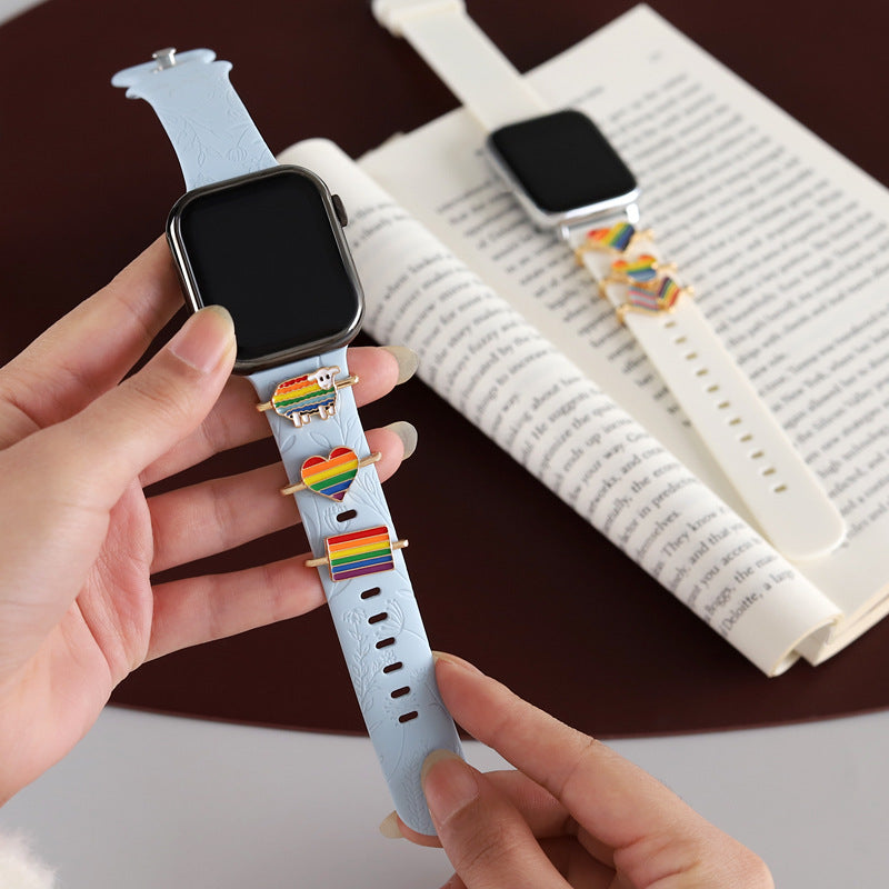 Cartoon Cute Rainbow Love Metal Wall Clock Band