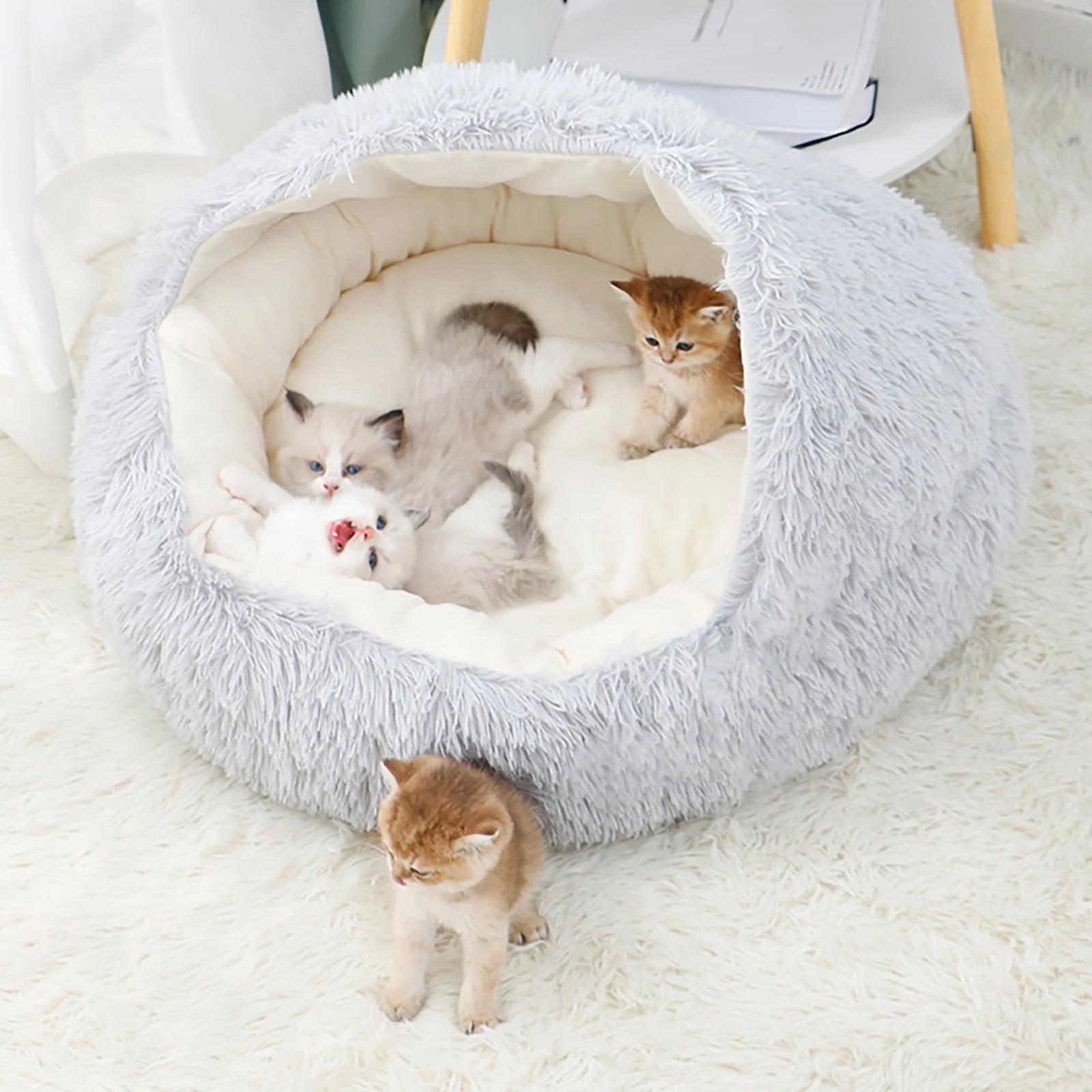 Calming Pet Bed with Hood – Fluffy Faux Fur Cave for Small Dogs & Cats, Washable, Anti-Slip (Fits up to 11 lbs)